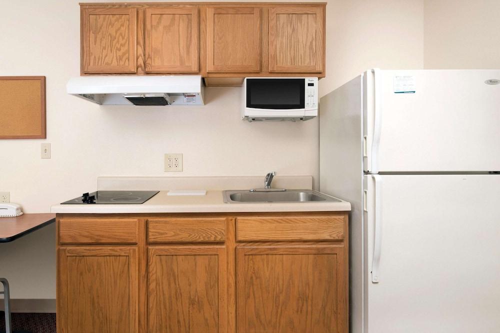 Extended Stay America Select Suites - Tallahassee - Northwest エクステリア 写真